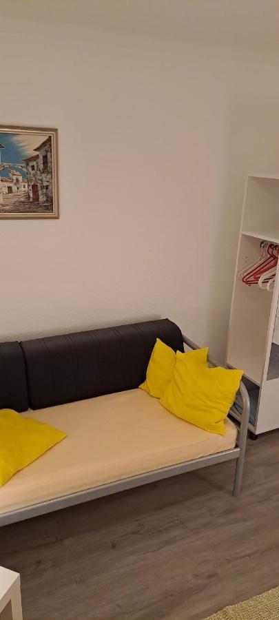 "Baerenhaus" Ferienwohnung Püttlingen エクステリア 写真